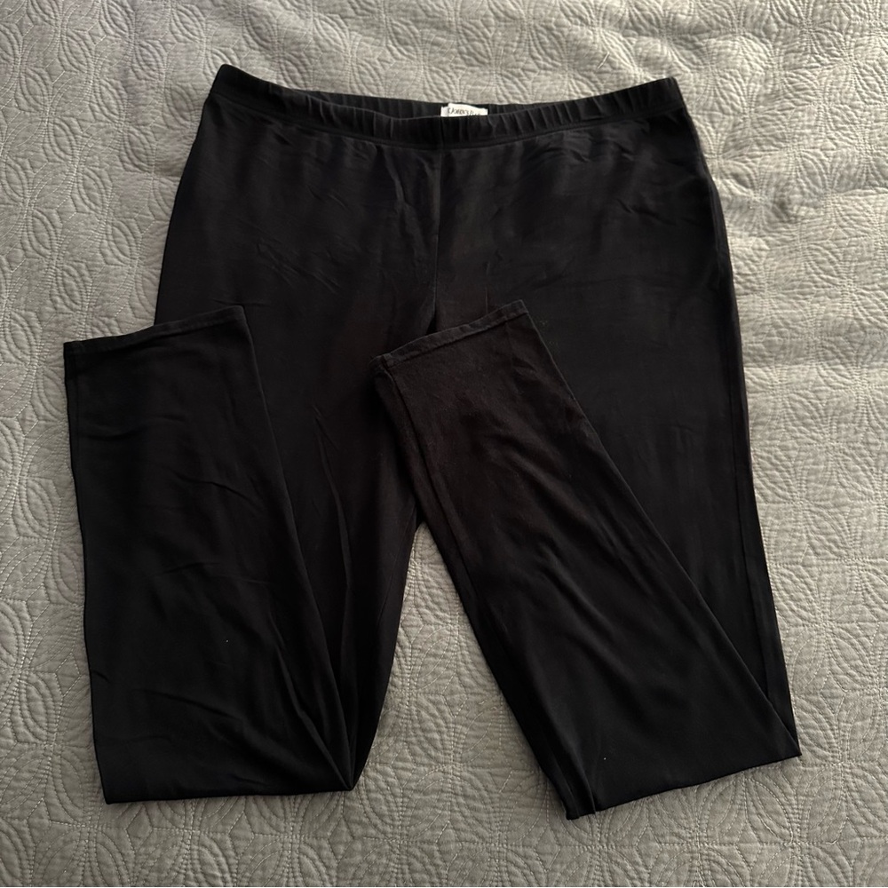 Women’s Black St. John’s Bay Leggings